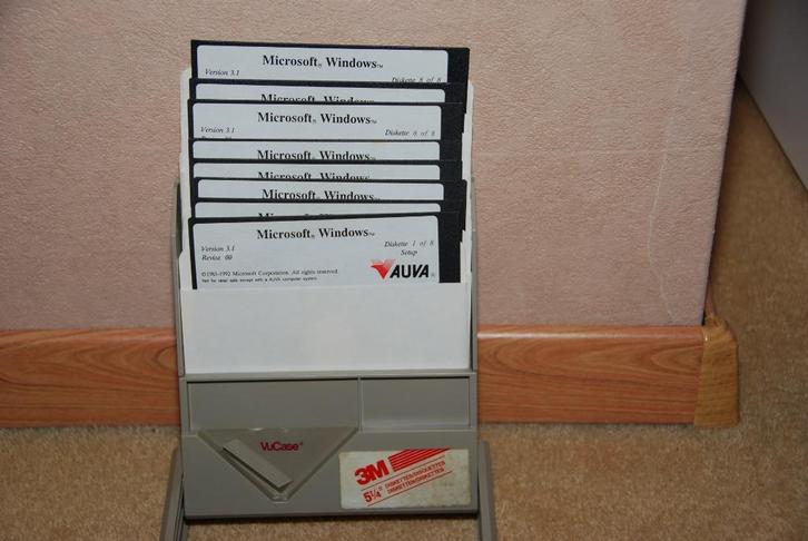 Microsoft Windows V3.1 op 8 x 5,25 inch floppy disk, Computers en Software, Beschrijfbare discs, Overige typen, Ophalen of Verzenden