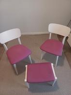 2 stoelen en bijpassende kruk/voetenbankje t.e.a.b., Huis en Inrichting, Stoelen, Ophalen, Gebruikt, Twee, Overige kleuren