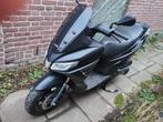 Zwarte Aprilia SXR 50cc 4t, Maximaal 45 km/u, Zo goed als nieuw, Benzine, 50 cc