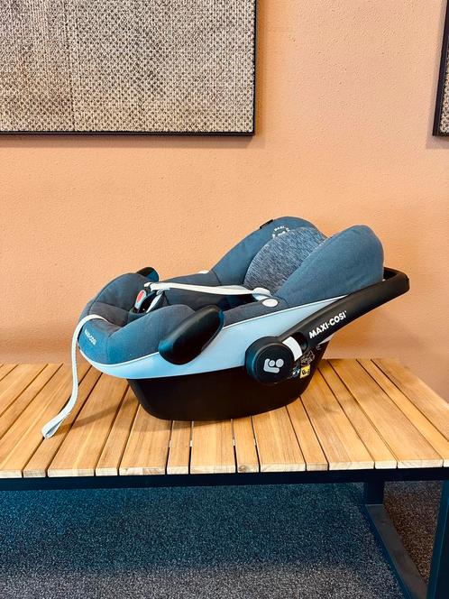 Maxi-Cosi Pebble Pro i-Size Baby Essential Graphite 2020, Kinderen en Baby's, Autostoeltjes, Zo goed als nieuw, Maxi-Cosi, 0 t/m 13 kg