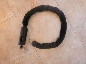 Thick iron chain beschikbaar voor biedingen