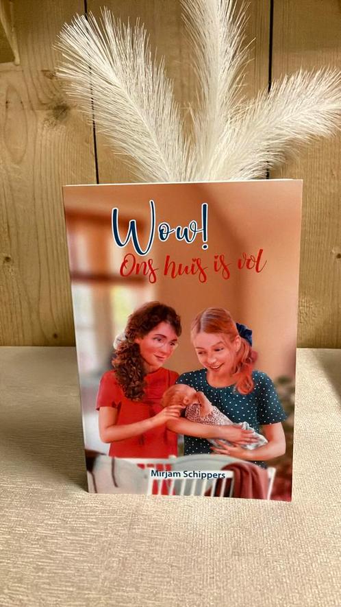 TM-10 Mirjam Schippers NIEUW Deel 4  - Wow! Ons huis is vol, Boeken, Kinderboeken | Jeugd | 13 jaar en ouder, Zo goed als nieuw