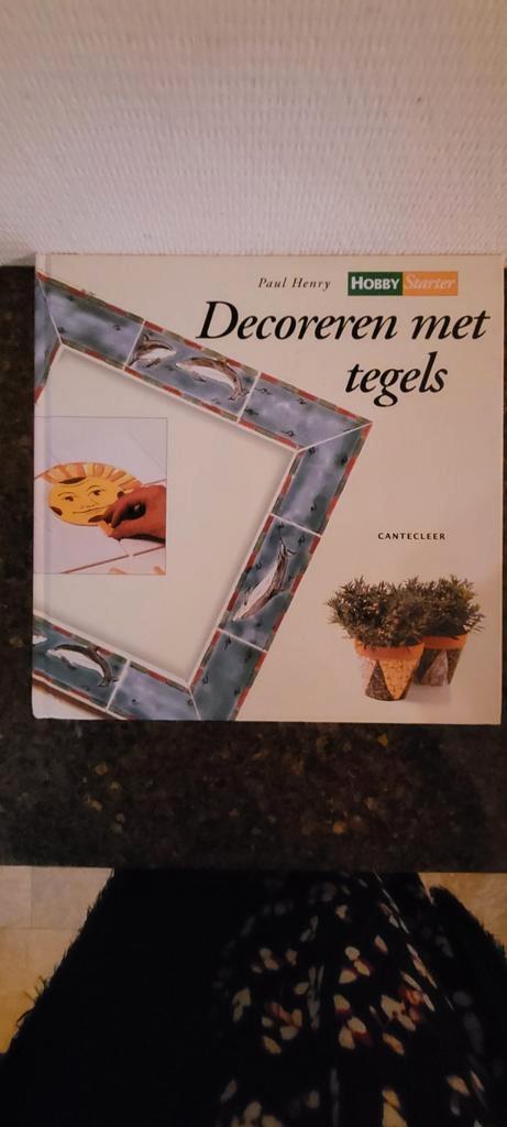 Decoreren met tegels - Hobbyboek, Boeken, Hobby en Vrije tijd, Zo goed als nieuw, Scrapbooking en Knutselen, Geschikt voor kinderen