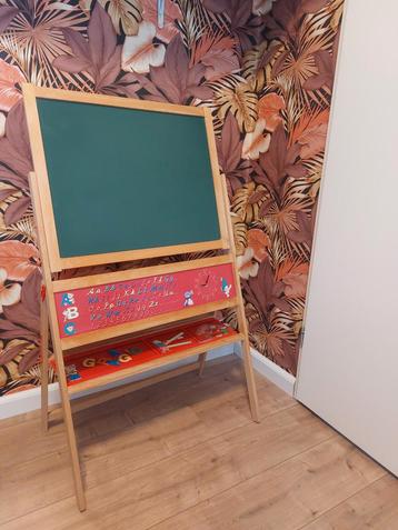 Krijtbord magneetbord schoolbord  beschikbaar voor biedingen