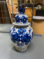 Delfts Blauwe vaas met deksel, Ophalen of Verzenden