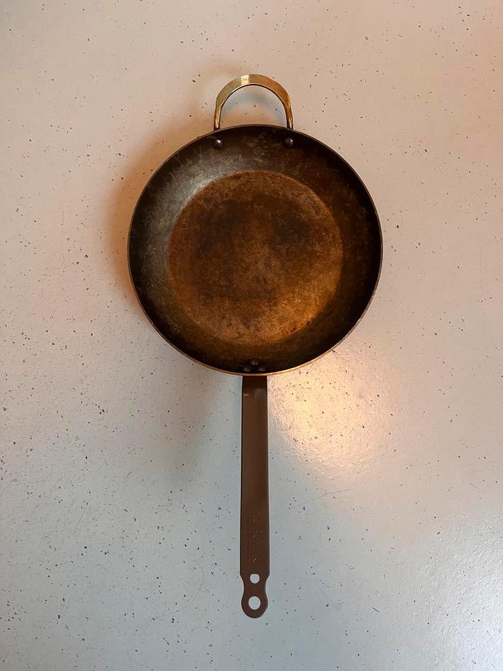 De Buyer Koekenpan - Franse chefspan 31,5 cm, Huis en Inrichting, Keuken | Potten en Pannen, Zo goed als nieuw, Koekenpan of Braadpan