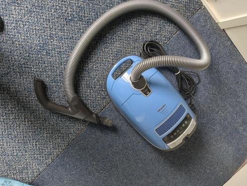 stofzuiger miele complete allergy c3., Witgoed en Apparatuur, Stofzuigers, Gebruikt, Stofzuiger, Minder dan 1200 watt, Ophalen of Verzenden