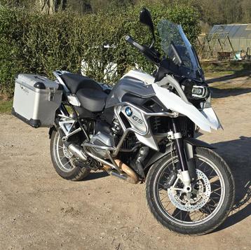 BMW R 1200 GS 2016 met Touratech kofferset & BMW Navi beschikbaar voor biedingen