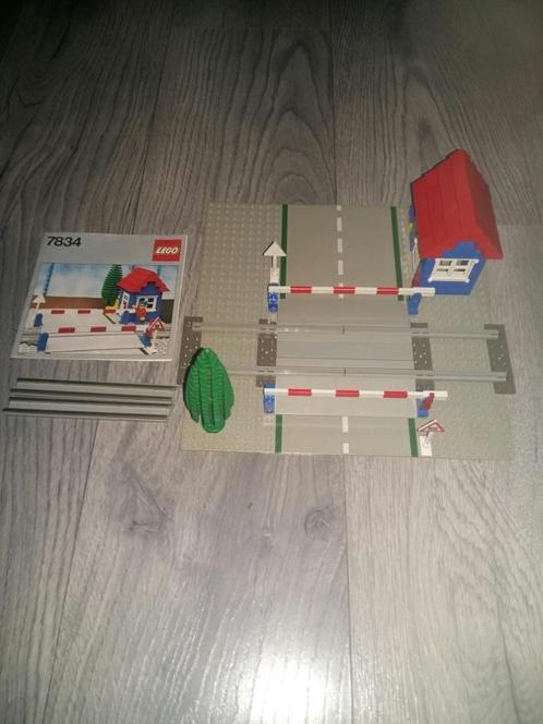 Lego Train 7834 Level Crossing Manual, Kinderen en Baby's, Speelgoed | Duplo en Lego, Zo goed als nieuw, Lego, Complete set, Ophalen of Verzenden