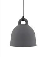 Normann Copenhagen Bell - Hanglamp Grijs, Design, Metaal, Zo goed als nieuw, 50 tot 75 cm