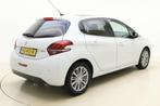 Peugeot 208 1.2 PureTech Allure 110 PK | Navigatie | Panoram, Voorwielaandrijving, Stof, Gebruikt, Euro 6