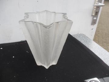 Art Deco STER vaas  Pierre D'Avesn / Daum Nancy beschikbaar voor biedingen