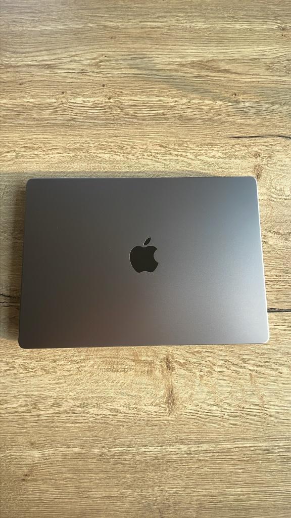 MacBook Pro M1, Computers en Software, Apple Macbooks, Zo goed als nieuw, MacBook Pro, Overige groottes, 3 tot 4 Ghz, 512 GB, 16 GB