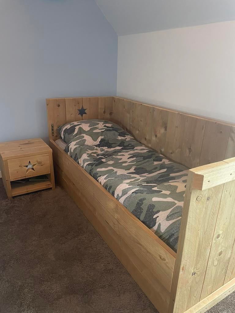 Steigerhouten bed (70x180cm) incl lade en nachtkastje, Ophalen, Bruin, Steigerhout, 190 cm of minder
