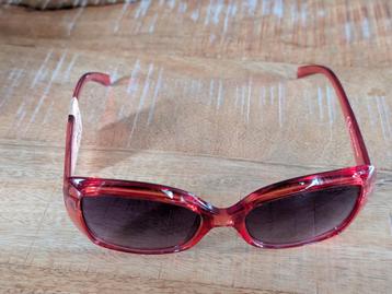 Rode Dames Zonnebril - Nieuw beschikbaar voor biedingen