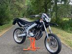 Derbi Senda Schakelbrommer 50cc (Topstaat!), Fietsen en Brommers, Brommers | Derbi, Ophalen, Zo goed als nieuw