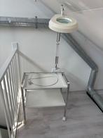 Witte salontrolley met twee legplanken, Ophalen