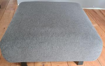 Montel Sue Hocker 90x90x40