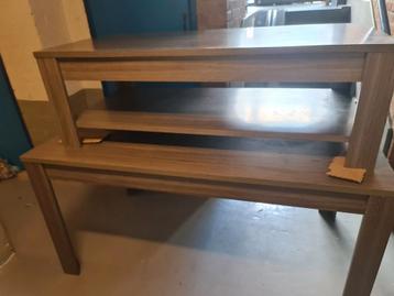 Eetkamertafel + salontafel  beschikbaar voor biedingen