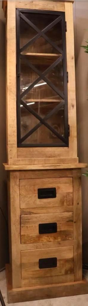 Mango vitrine kasten 2 stuks, Huis en Inrichting, Kasten | Vitrinekasten, Zo goed als nieuw, 200 cm of meer, 50 tot 100 cm, 25 tot 50 cm