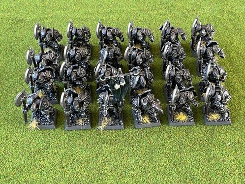 Chaos Warriors with Halberds (2) - Warhammer Fantasy - AoS, Hobby en Vrije tijd, Wargaming, Gebruikt, Warhammer, Figuurtje(s)