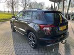 Skoda Karoq 1.5 TSI ACT Sportline Business | AUTOMAAT | CAME, Auto's, Stof, Euro 6, 4 cilinders, Zwart