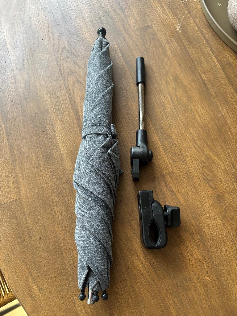 Mutsy evo parasol nieuw in doos, Ophalen, Nieuw, Mutsy