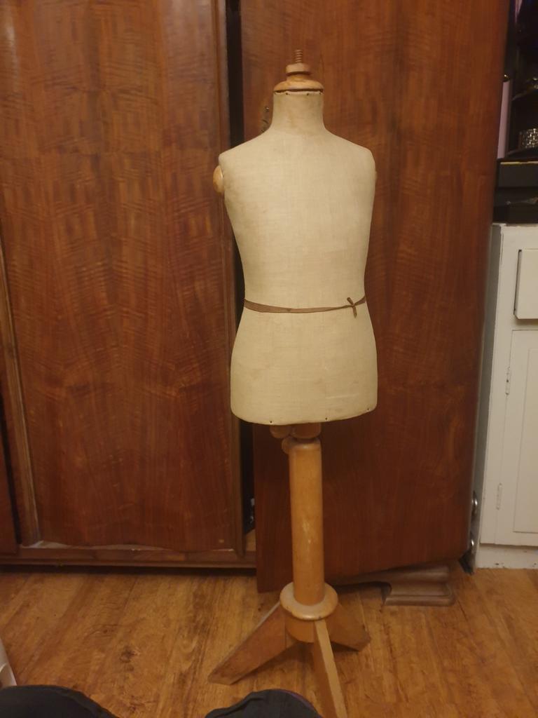 J.P.L Niesten paspop echt oud. Ophalen!, Ophalen, Gebruikt, Paspop