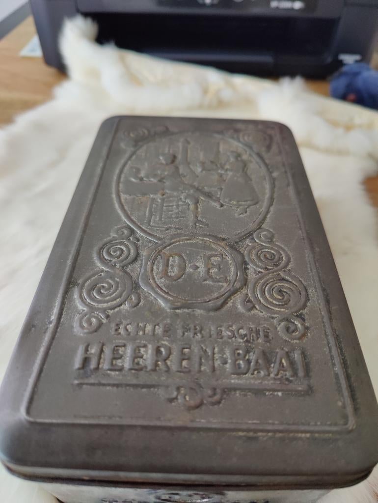 Antiek Douwe Egberts tabaksblik "Echte Friesche Heerenbaai", Verzamelen, Ophalen of Verzenden, Gebruikt, Overige, Douwe Egberts