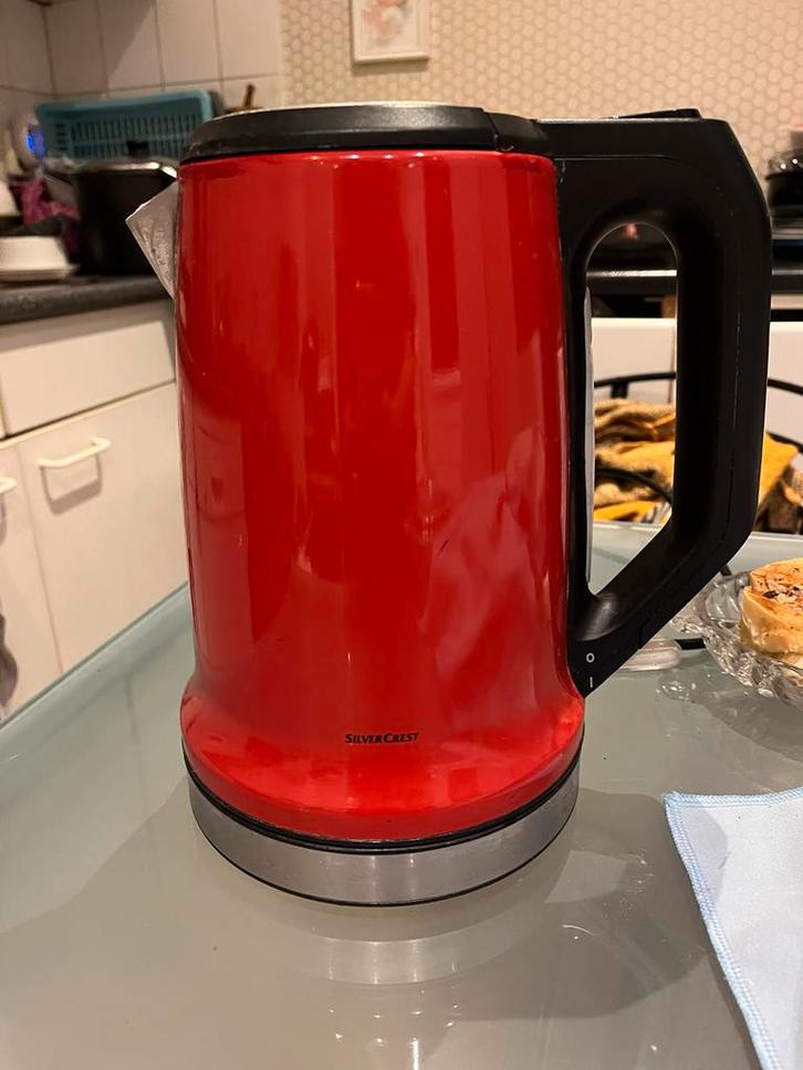 SilverCrest waterkoker rood -, Witgoed en Apparatuur, Waterkokers, Zo goed als nieuw, 1 tot 2 liter, Ophalen of Verzenden