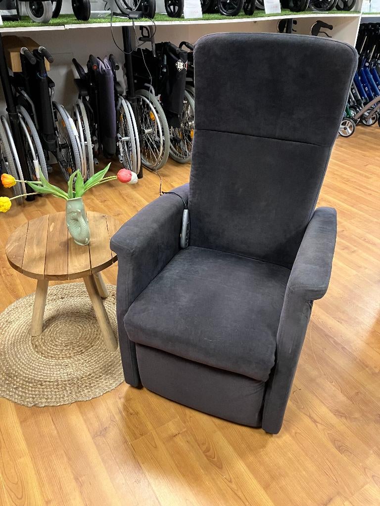 Sta op stoel relaxfauteuil Fitform Elevo, Minder dan 75 cm, Ophalen of Verzenden, Zo goed als nieuw, Stof