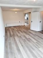 Instapklare bovenwoning 95m² | 3 slaapkamers | dakterras, Direct bij eigenaar, Appartement, 95 m², 4 kamers