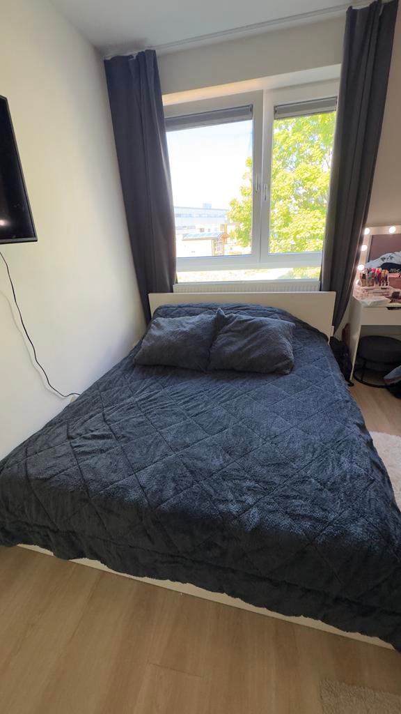 Bed met matras 180x200, Huizen en Kamers, 50 m² of meer, Nijmegen