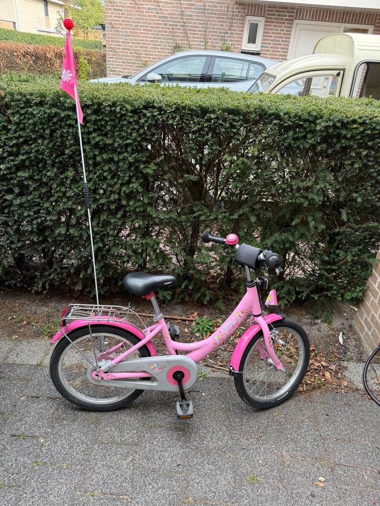 Puky 18” meisjesfiets roze met helm - Zo goed als nieuw, Ophalen, Zo goed als nieuw, 18 inch