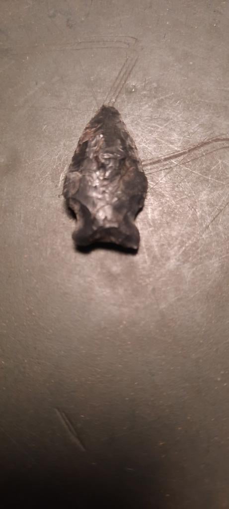 Pijlpunt biface artefact, Verzamelen, Mineralen en Fossielen, Ophalen of Verzenden