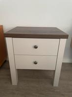 Zandkleurig kastje met donkerbruin eikenblad, Ophalen, Gebruikt, 55 tot 70 cm, 45 tot 65 cm