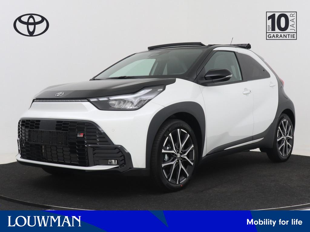 Toyota Aygo X Hybrid 115 GR Sport inruilpremie €1.000,-, 12 maanden, Zwart, 4 stoelen, 116 pk