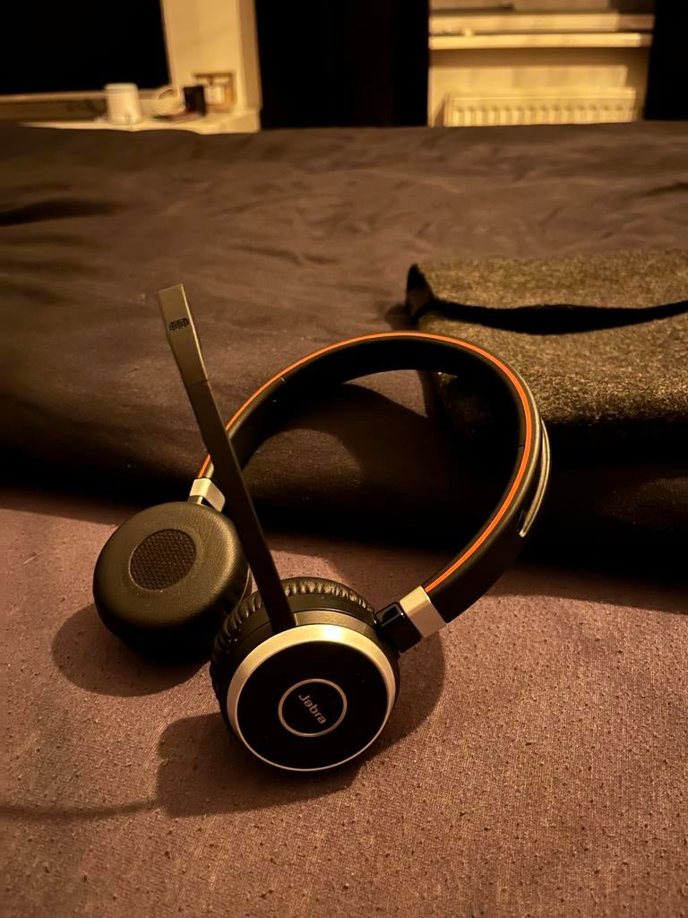 Jabra koptelefoon met microfoon, Audio, Tv en Foto, Koptelefoons, Overige merken, Zo goed als nieuw, Draadloos, Op oor (supra aural)
