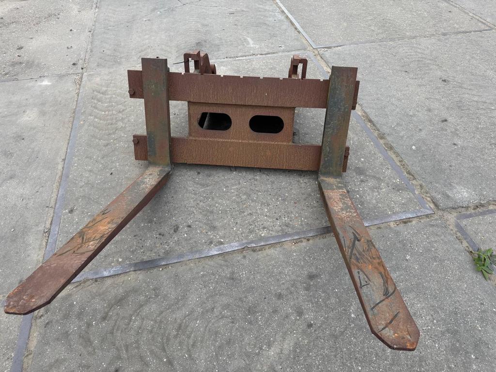 Palletvork cw 30/40, Meer dan 4000 kg, Ophalen, Mechanisch, Voorzetapparatuur