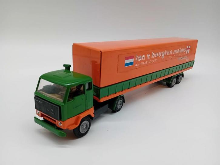 TEKNO VOLVO + TRAILER, Hobby en Vrije tijd, Modelauto's | 1:50, Gebruikt, Bus of Vrachtwagen, Tekno, Ophalen of Verzenden