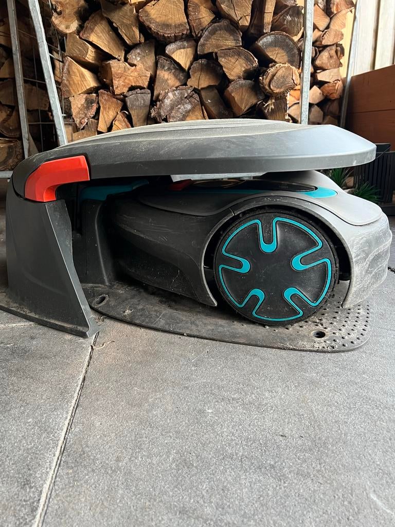 Gardena Sileno Minimo 250 Robotmaaier, Ophalen, Gebruikt, 20 tot 25 cm, Bestuurbaar via app