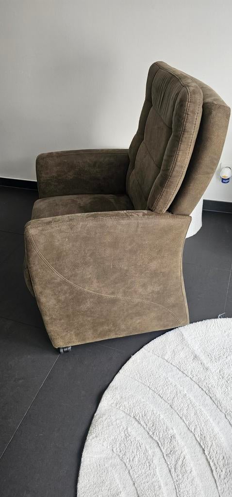 Eetkamer stoelen op wielen 2 jaar gebruikt., Huis en Inrichting, Fauteuils, Ophalen, Gebruikt, Minder dan 75 cm, 50 tot 75 cm