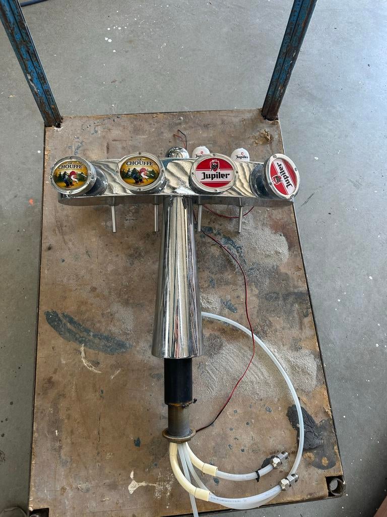 Biertap met 4 kranen, Ophalen