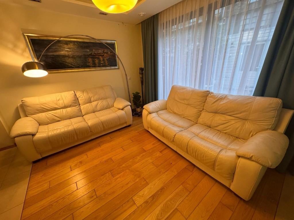 Mooie leren creme/witte banken, Huis en Inrichting, Banken | Bankstellen, Ophalen, Gebruikt, 150 tot 200 cm, Tweepersoons