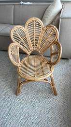Rotan kinder stoel, Huis en Inrichting, Stoelen, Ophalen, Zo goed als nieuw, Bruin, Eén