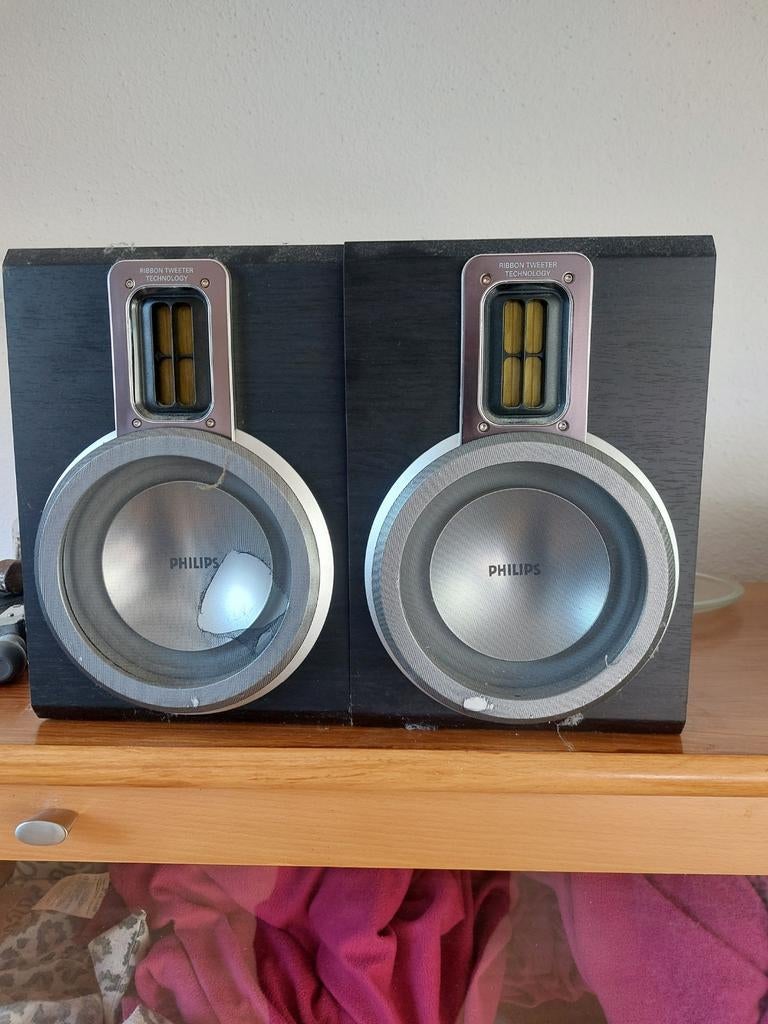 Philips box, Audio, Tv en Foto, Luidsprekers, Ophalen of Verzenden, Minder dan 60 watt, Front, Rear of Stereo speakers, Philips