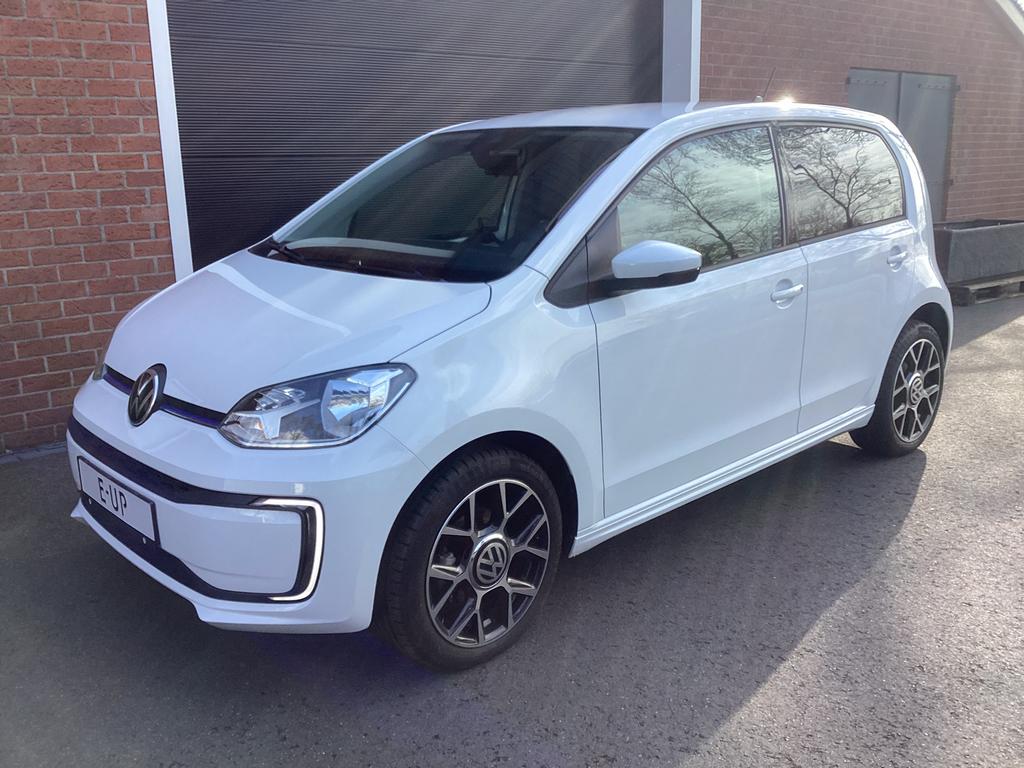 Vw volkswagen e-up up ! Elektrisch snellader Automaat style, Auto's, Volkswagen, 83 pk, USB, Wit, Elektrisch