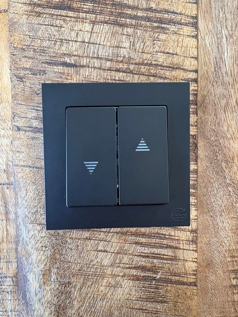 Nieuwe zonweringschakelaar Schneider Merten Ocean, Doe-het-zelf en Verbouw, Ophalen of Verzenden, Nieuw, Schakelaar