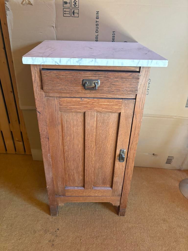 Antiek nachtkastje, Ophalen, Zo goed als nieuw, Minder dan 45 cm, 70 cm of meer