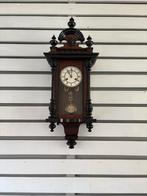 Antieke Wandklok met Slinger - Klassiek Design, Ophalen